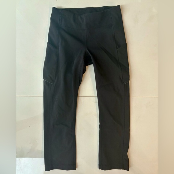Lululemon black crop leggings - Picture 1 of 5